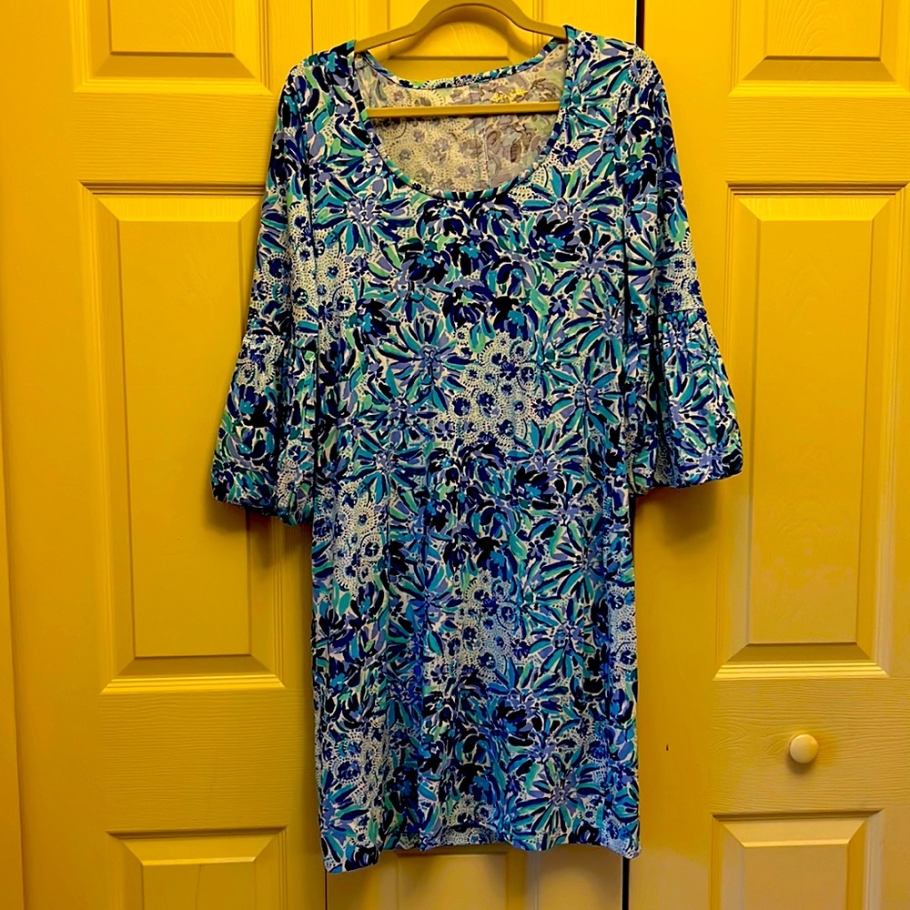 Lilly Pulitzer Carlile Dress in Iris Blue Medium. 3/4 Bubble Sleeves